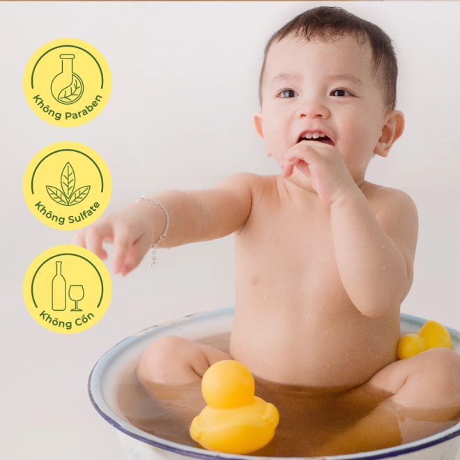 Sữa tắm gội em bé Pippi Notears (Không cay mắt)