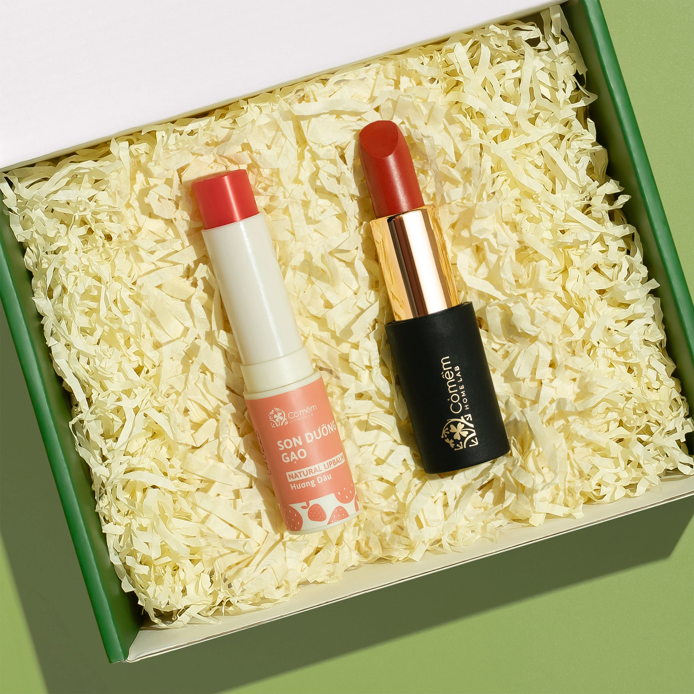 [SET QUÀ TẶNG] Bộ Đôi Môi Xinh Trang Điểm Môi Tự Nhiên Cỏ Mềm