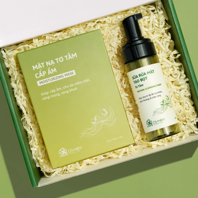 [SET QUÀ TẶNG] Sữa Rửa Mặt Tơ Tằm Và Bộ 5 Miếng Mặt Mạ Cấp Ẩm