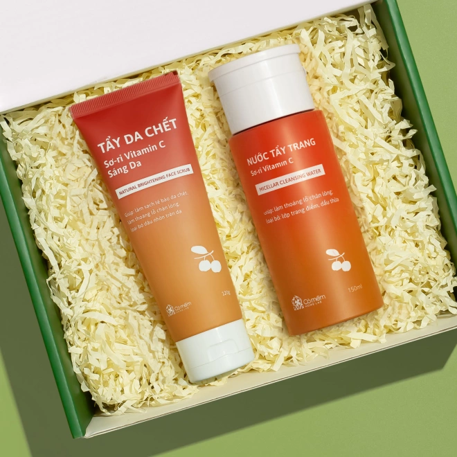 [SET QUÀ TẶNG] Tẩy Da Chết Và Nước Tẩy Trang Sơ- ri Vitamin C 