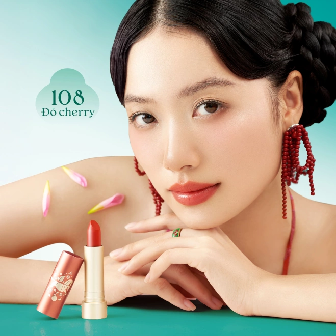 Combo Trang Điểm Son Diễm Xuân Và Phấn Nước Thuỷ Tinh