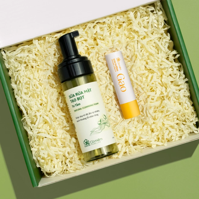 [SET QUÀ TẶNG] Set Hộp Quà Gồm Bọt Rửa Mặt Tơ Tằm Và Son Dưỡng