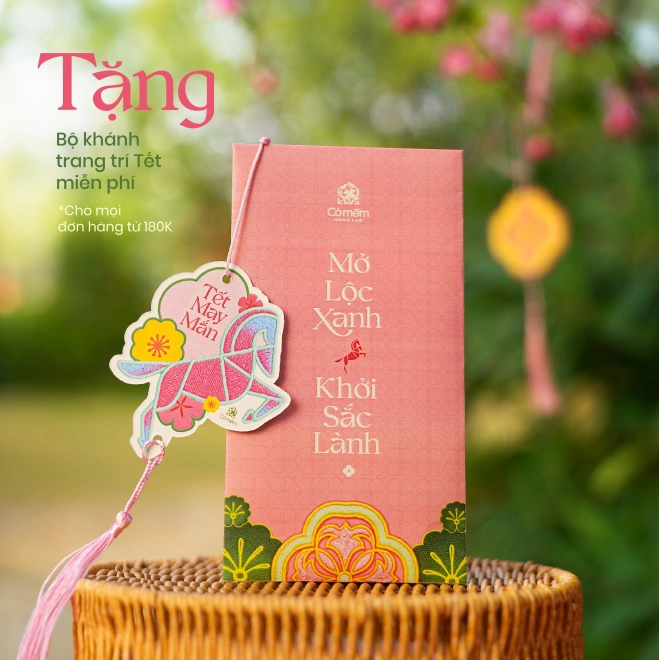Khánh Trang Trí Tết 2026- Cỏ Mềm