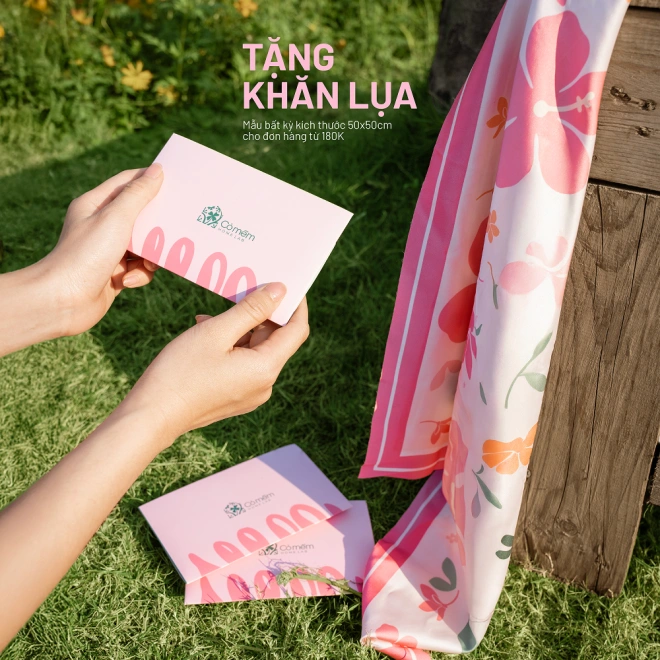 [QUÀ TẶNG] Khăn Lụa Mềm- Phiên bản giới hạn