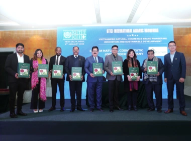 Cỏ Mềm được vinh danh tại diễn đàn giao lưu kinh tế quốc tế 