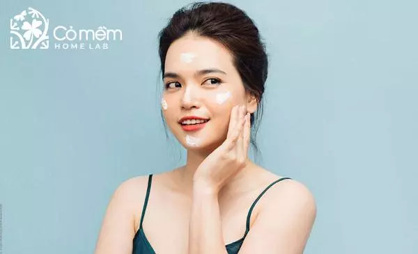 kem dưỡng ẩm tái tạo da