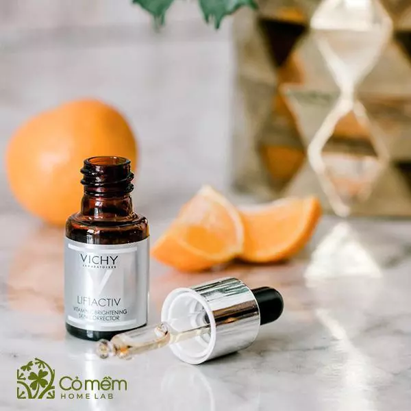 Serum Vichy 15% Vitamin C giúp dưỡng da sáng khỏe, đều màu