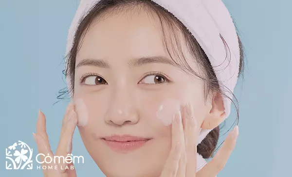 Top 10 sữa rửa mặt làm sạch sâu và dưỡng ẩm hiệu quả