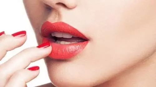 #4 Bước chăm sóc môi sau phun xăm lên màu đẹp 1 Nốt Nhạc